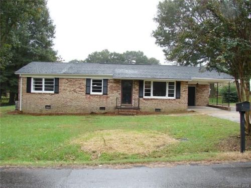 2217 Richland Ave, Gastonia NC  28052-3010 exterior