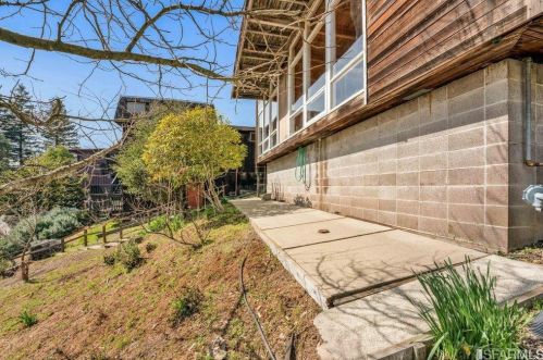 1510 Grizzly Peak Blvd, Berkeley CA 94708-1741 exterior