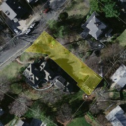 28 Chase St, Newton MA  02459-2214 aerial view