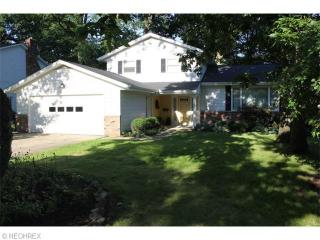 6725 Duneden Ave, Cleveland OH  44139-4049 exterior