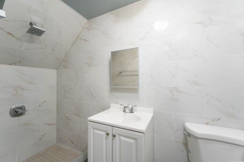 1153 223 St, Bronx NY 10466-5832 exterior