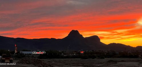 5756 Cortaro Crossing Dr, Tucson AZ  85742-8128 exterior