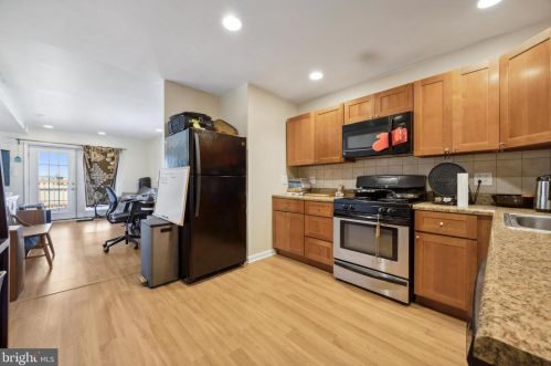 1614 2nd St, Philadelphia PA 19122-3324 exterior