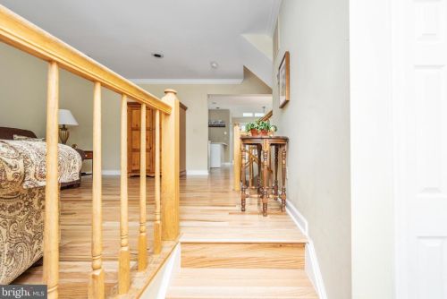 6133 Joust Ln, Alexandria VA 22315-4809 exterior