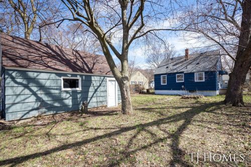 2141 Continental St, Meskegon MI  49444-1213 exterior