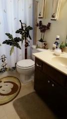 2745 Arrowhead Rd, Topeka KS  66614-2429 exterior