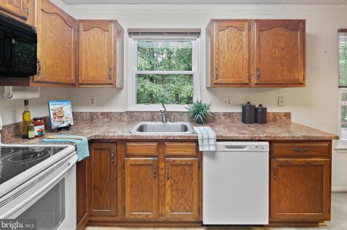 3117 Beethoven Way, Silver Spring MD 20904-6860 exterior