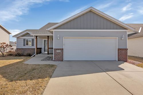 512 23rd Ave, Sartell MN 56377-4633 exterior