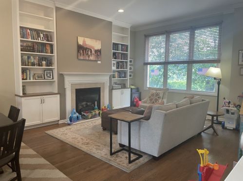 4026 Clark St, Chicago IL  60613-1904 exterior