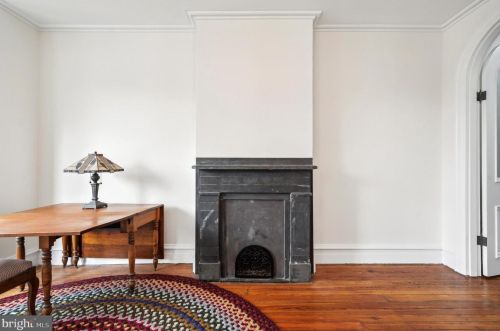 852 24 St, Philadelphia PA 19130-1913 exterior