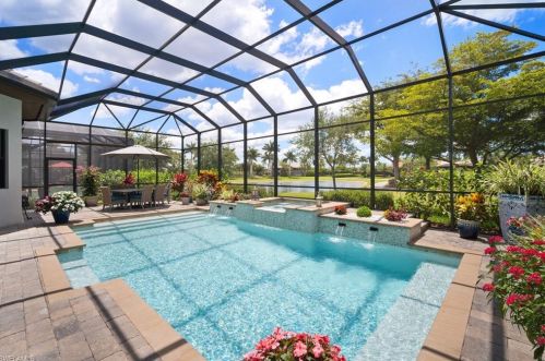 6718 Canwick Cove Cir, Naples FL 34113-3201 exterior