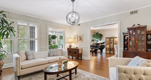 3140 Sheridan Rd, Chicago, IL 60657-4806