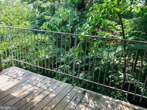 4473 B St, Washington DC  20019-4359 exterior