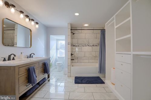 139 Pne St, Lancaster PA 17603-3458 exterior