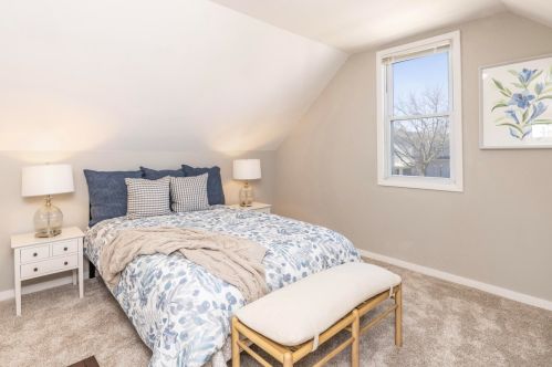 2232 55, Milwaukee WI 53220-1406 exterior