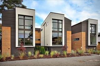 3646 36th Ave, Seattle, WA 98144-7107