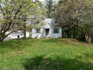 12802 Huffman Rd, Cleveland, OH 44130-1862