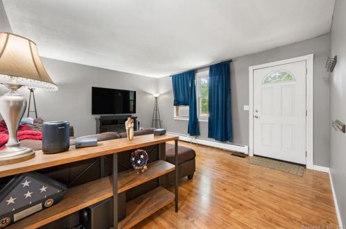 192 Geer Rd, Exeter CT 06249-2604 exterior