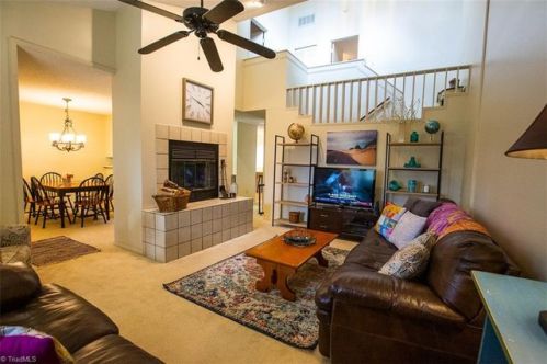 3044 Laurel Springs Dr, Greensboro, NC 27410-9346