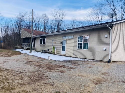 19040 Mckenzie St, Cassopolis MI  49031-9462 exterior