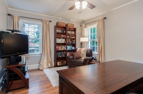 3103 Dl Dr, Atlanta GA 30305-2722 exterior