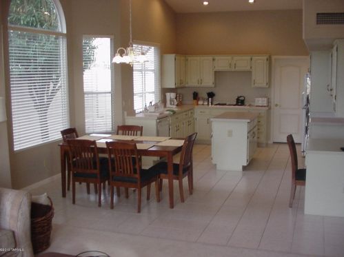 38120 Rolling Hills Dr, Tucson AZ  85739-3006 exterior