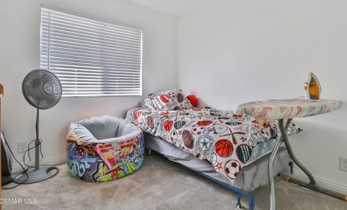 5239 Perkins Rd, Oxnard CA 93033-8358 exterior