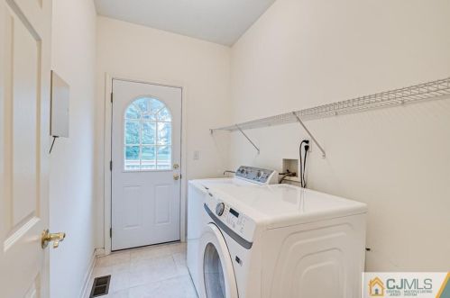 15 10 Eyck Pl, Edison NJ 08820-3223 exterior