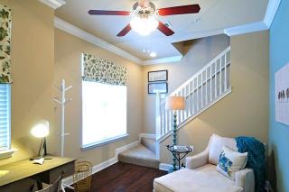 3132 State St, Dallas TX  75204-2704 exterior