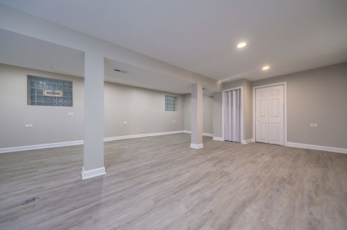 715 92nd St, Chicago IL  60619-7603 exterior