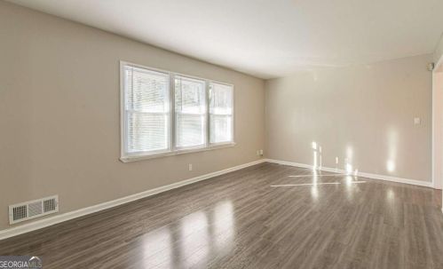 4335 Greenleaf Rd, Atlanta GA exterior