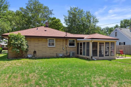 3837 75th St, Milwaukee WI 53220-1723 exterior