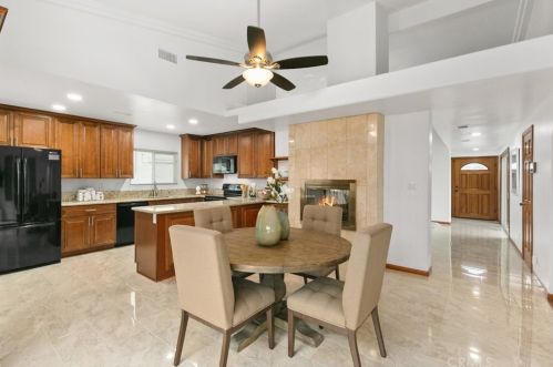 14472 Birmingham Pl, Tustin CA 92780-5708 exterior