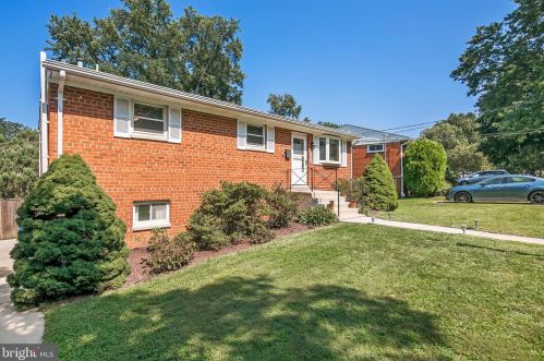 11013 Troy Rd, Rockville, MD 20852-2433