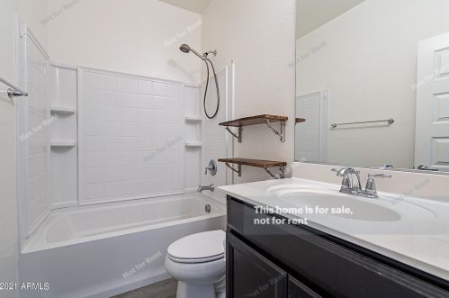 7039 Corona Dr, Chandler AZ 85226 exterior