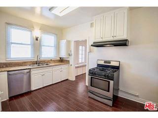 105 Mansfield Ave, Los Angeles CA  90036-3020 exterior