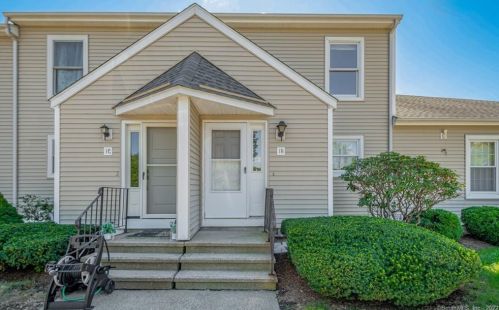 1 The Hamlet, Enfield, CT 06082-7002