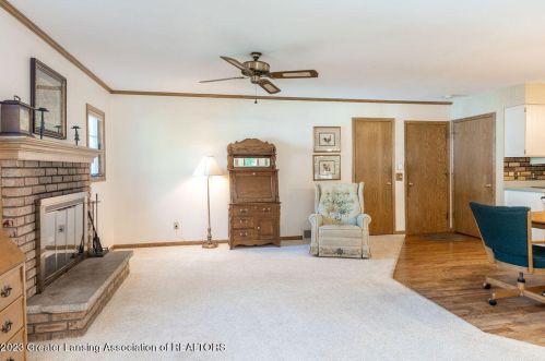 3914 Pr Ln, Dewitt MI exterior