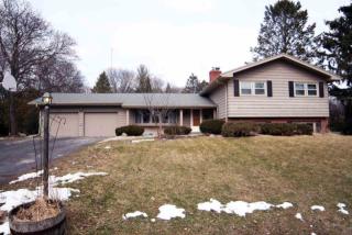 6006 Piping Rock Rd, Madison, WI 53711-3145