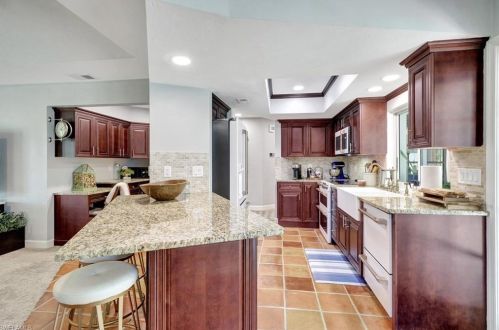 7541 Cordoba Cir, Naples FL 34109-7119 exterior