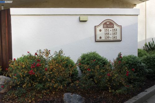 5025 Valley Crest Dr, Concord, CA 94521-3087