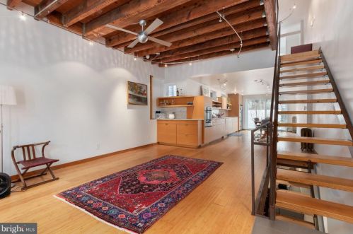 1124 13 St, Philadelphia PA 19147-4534 exterior