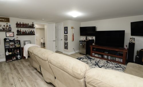 1638 74th Ct, Chicago IL  60707-4221 exterior