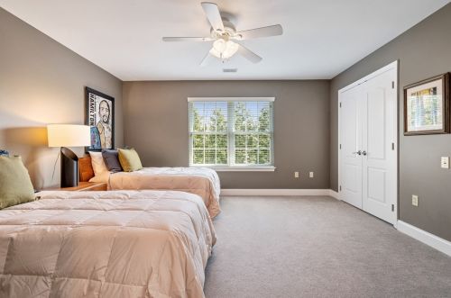 174 Lancaster Ave, Pittsburgh PA  15228-2354 exterior