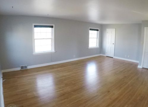 2701 Avondale Blvd, Milwaukee WI 53210-1364 exterior