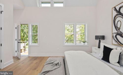 407 Decatur St, Washington DC  20011-4744 exterior