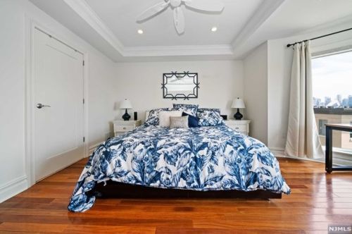 53 Eton Row, Union City NJ 07086 exterior