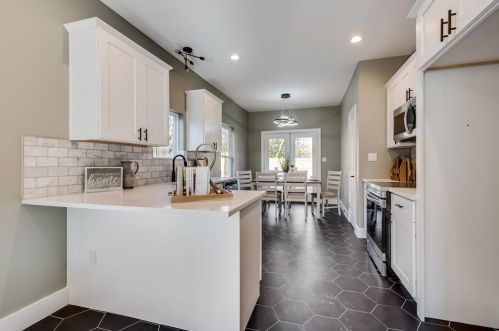 4547 Corregidor St, Dallas TX 75216-5015 exterior