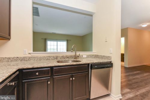 1331 Sierra Dr, Trenton NJ  08619-2069 exterior