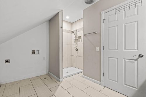 3245 45th St, Milwaukee WI  53219-4816 exterior